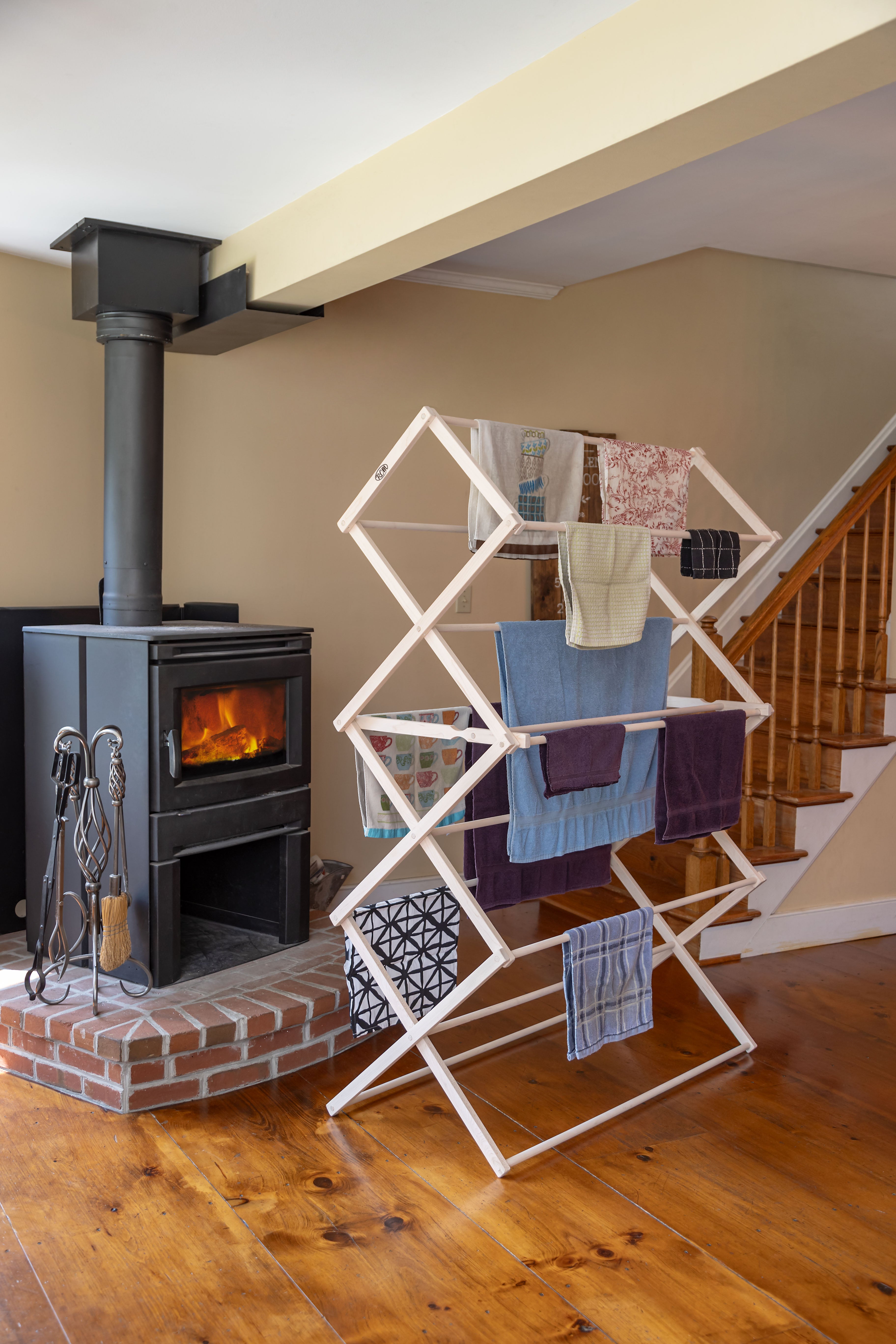 Floor Standing Collapsible Clothes Rack – Martin's Furniture US